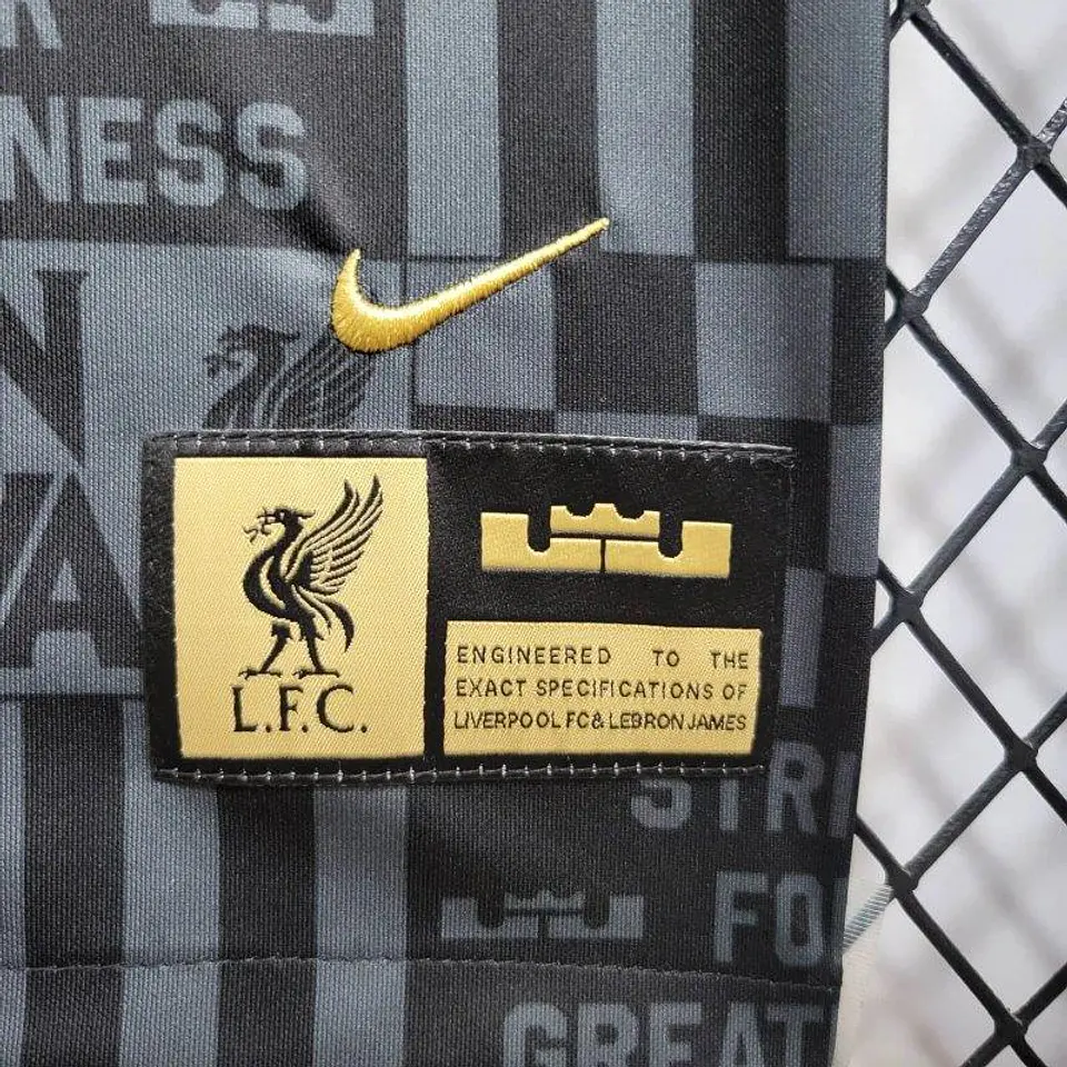 Camisola Liverpool Edição Especial 24/25 6