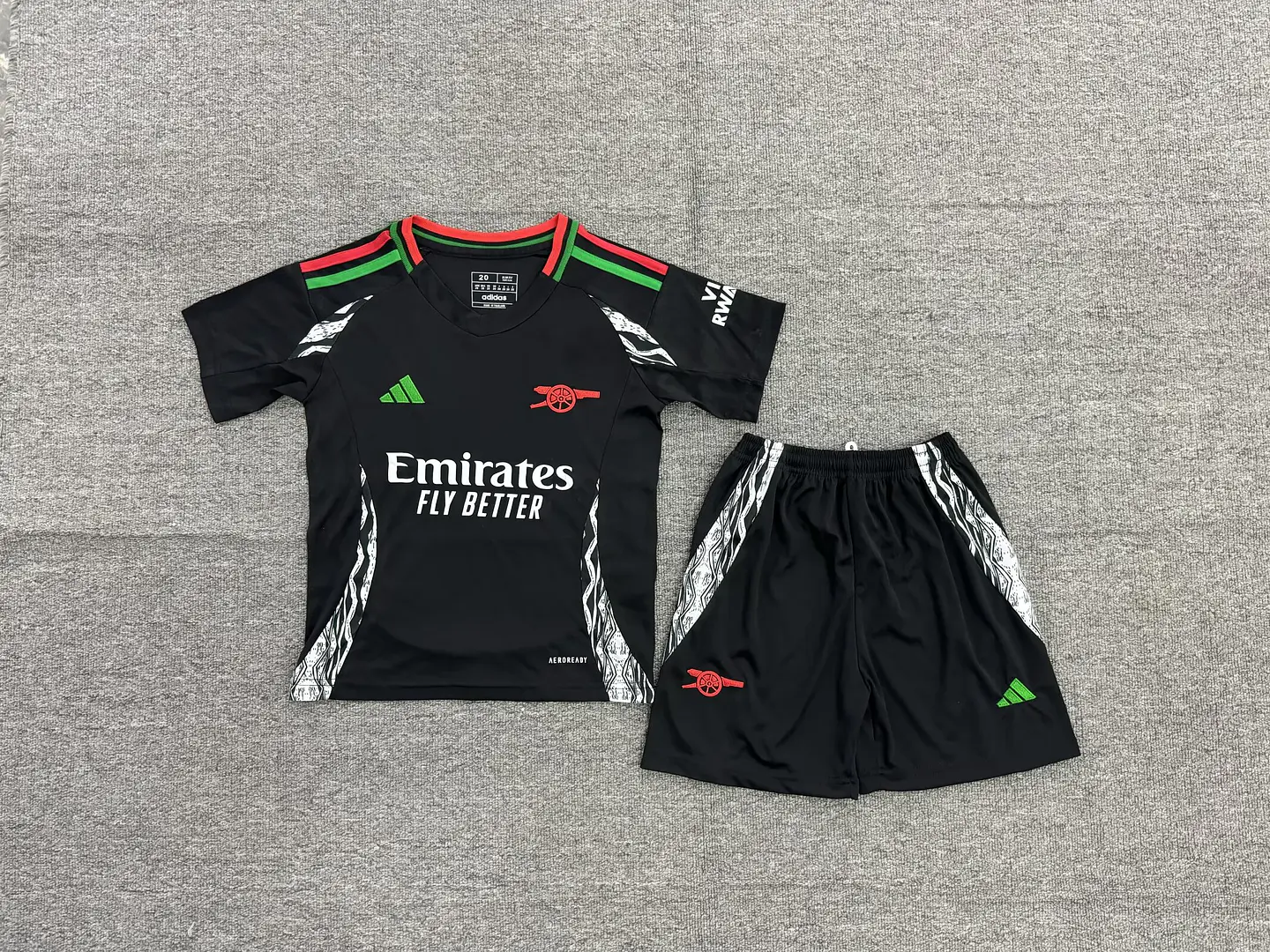 Kit Arsenal II 24/25 1