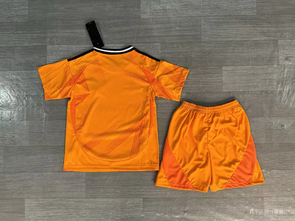 Kit Real Madrid 24/25 2