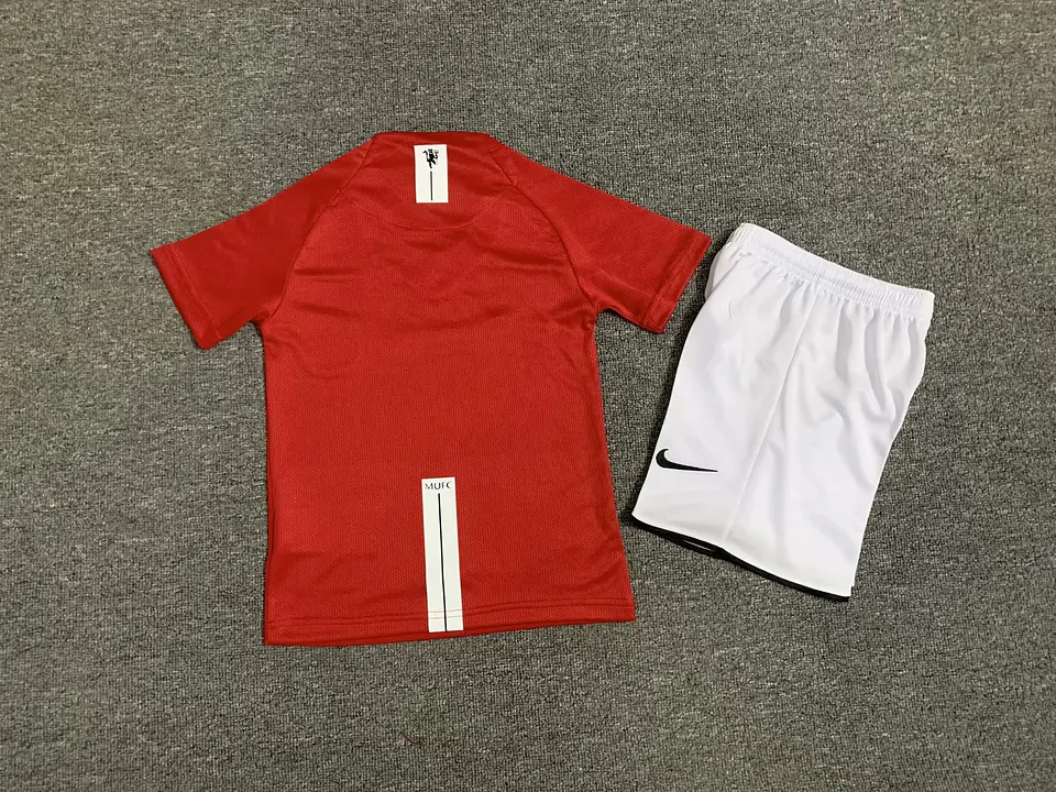 Kit Manchester United Retro 07/08 2