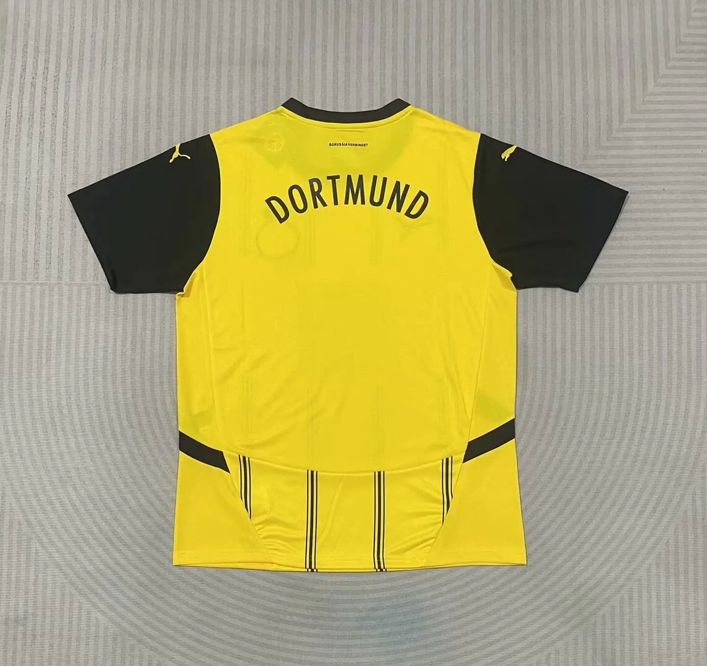 Camisola Borussia Dortmund 24/25 3
