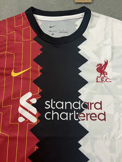 Camisola Liverpool Edição Especial