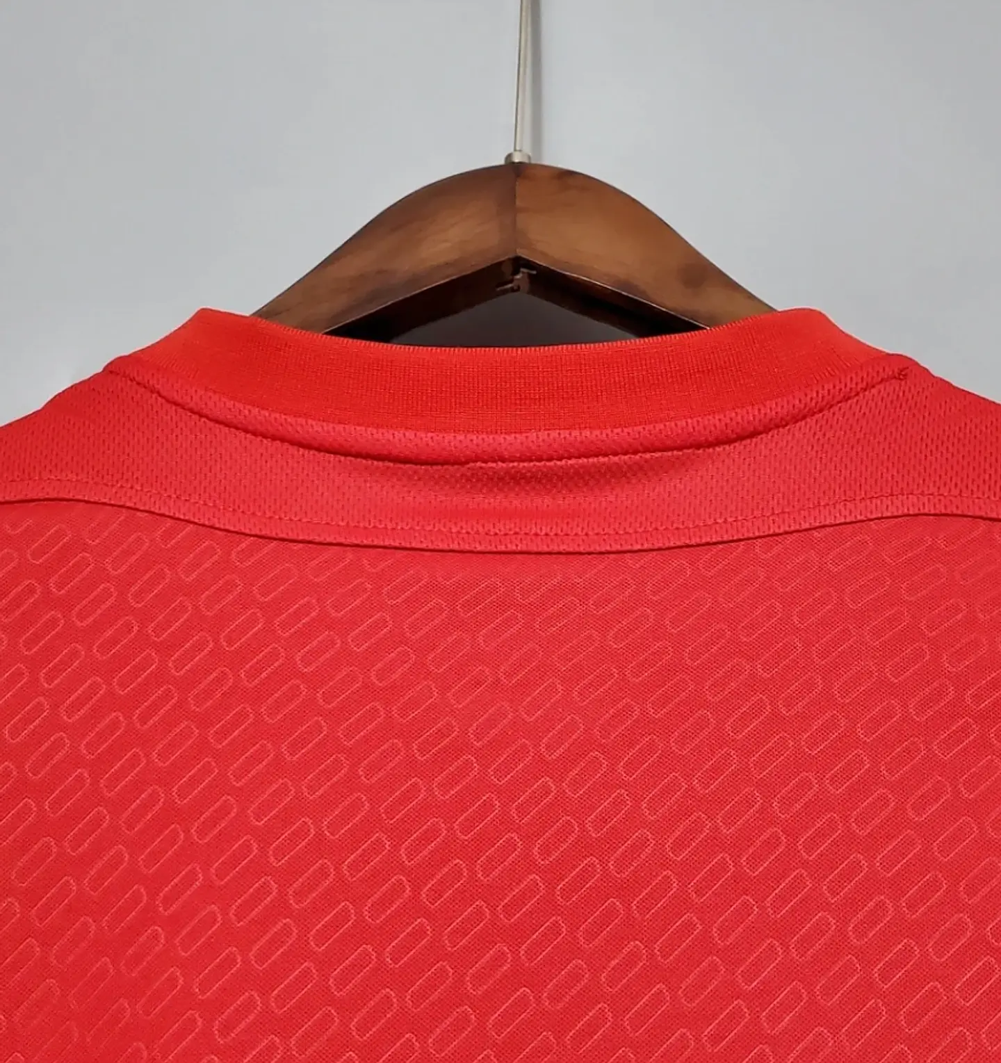 Camisola Liverpool Retro 2005 7