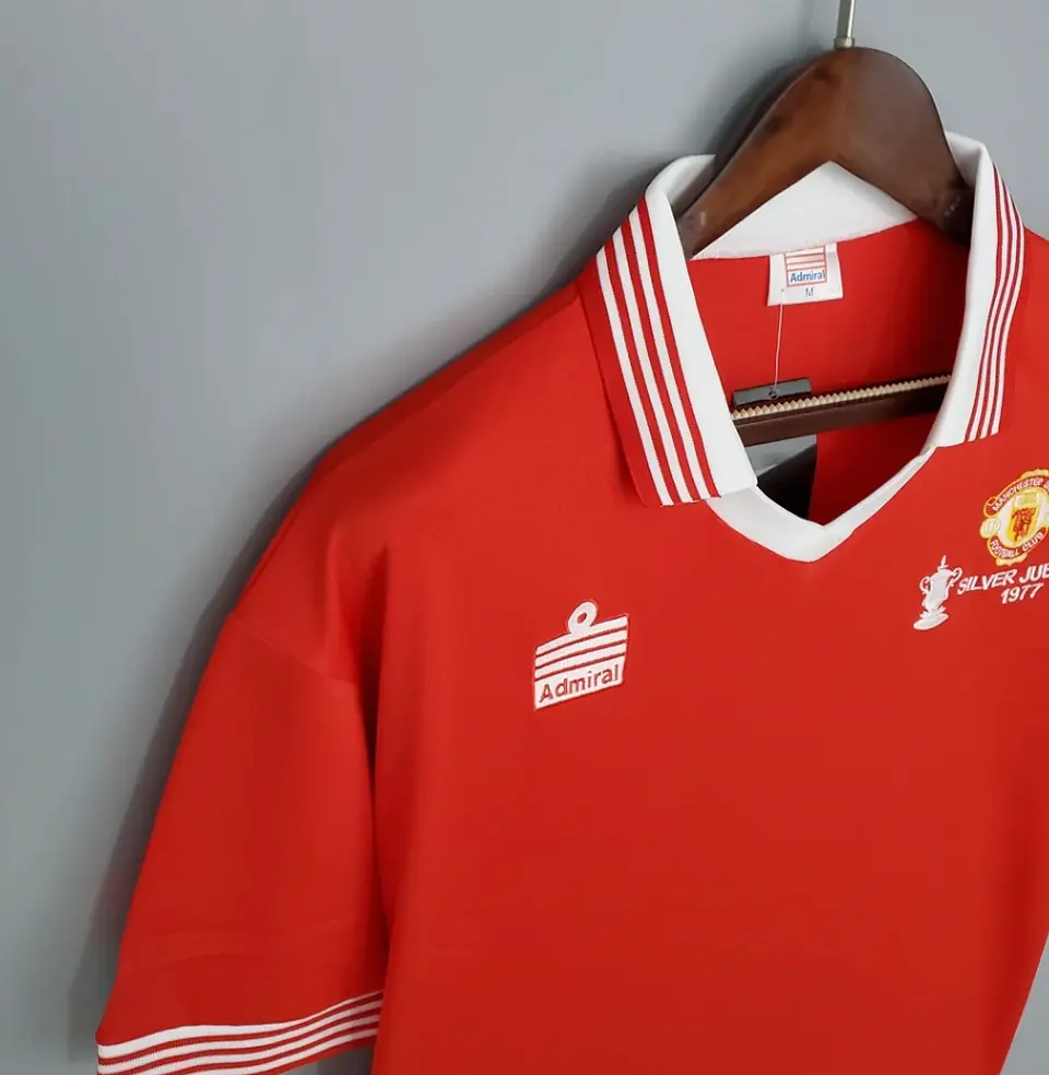 Camisola Manchester United Retro 1977 2