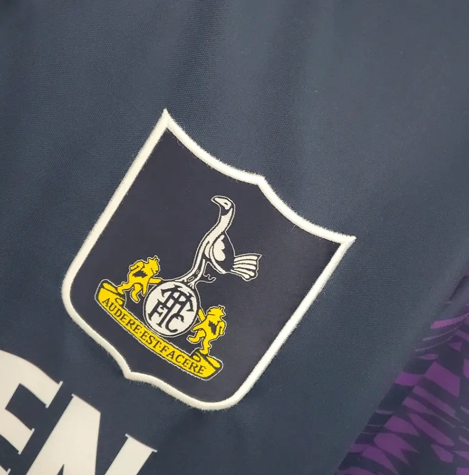 Camisola Tottenham Retro 08/09 3