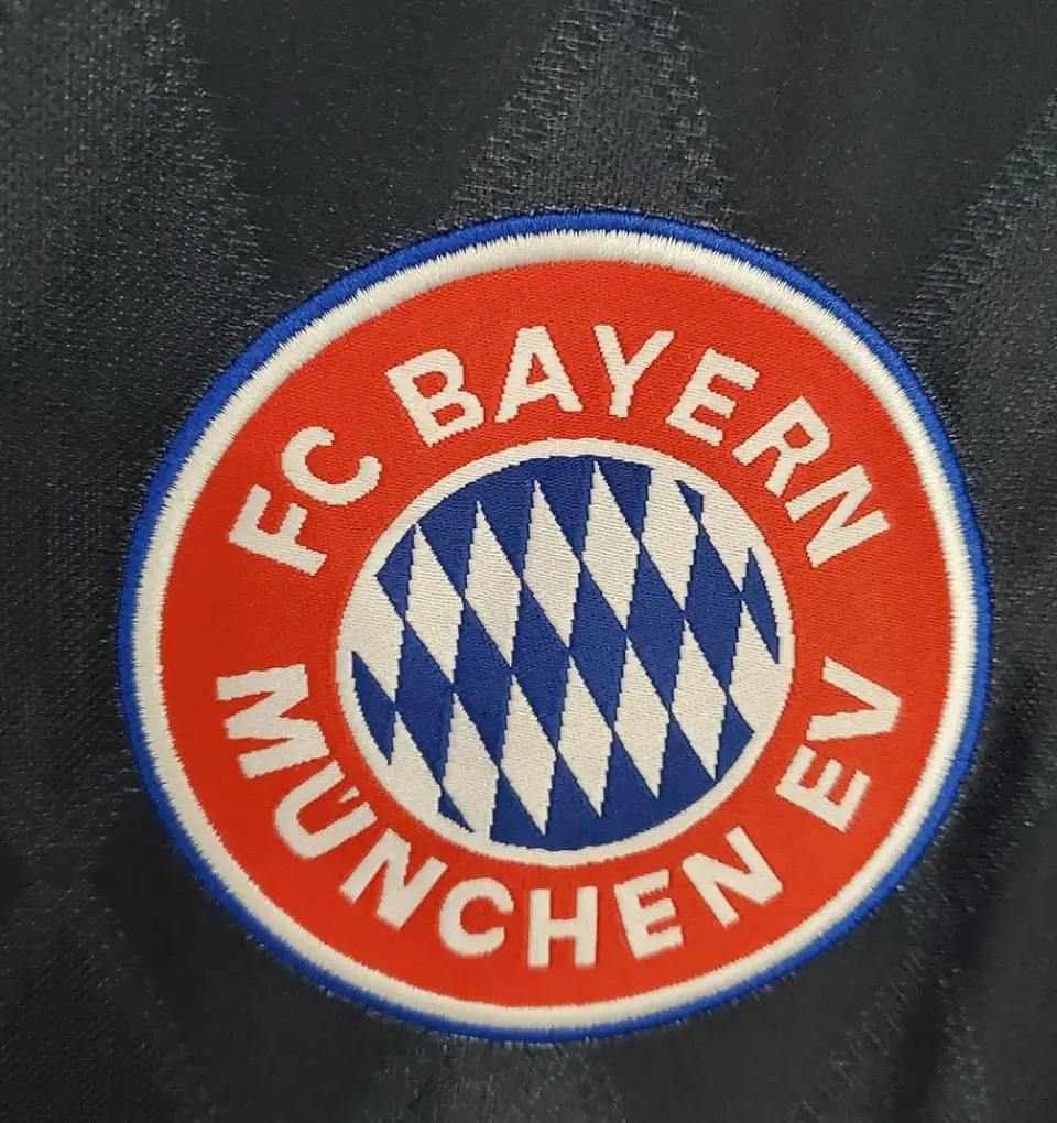 Camisola Bayern Retro 1997/98 4