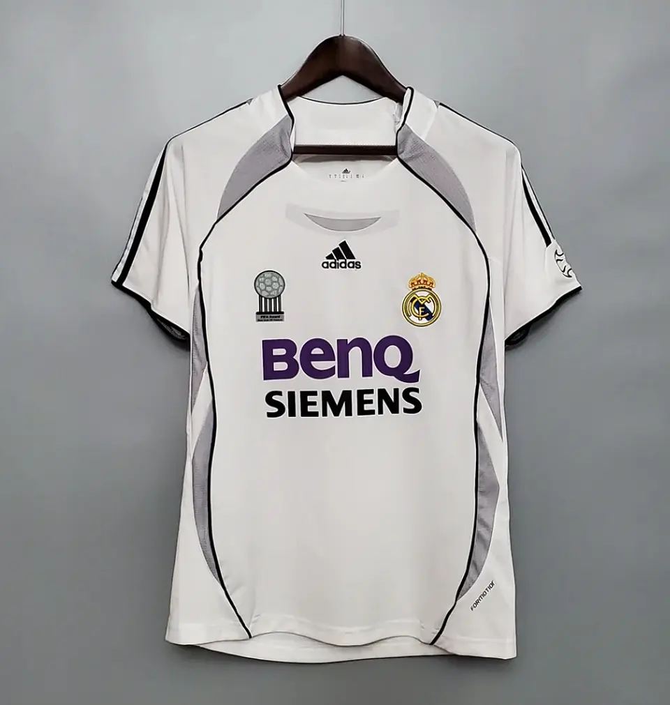 Camisola Real Madrid Retro 06/07 1