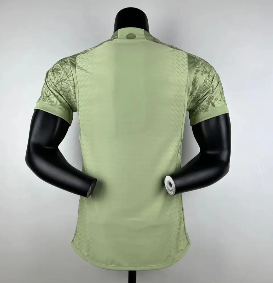 Camisola Bayern Edição Especial Versão Jogador 6