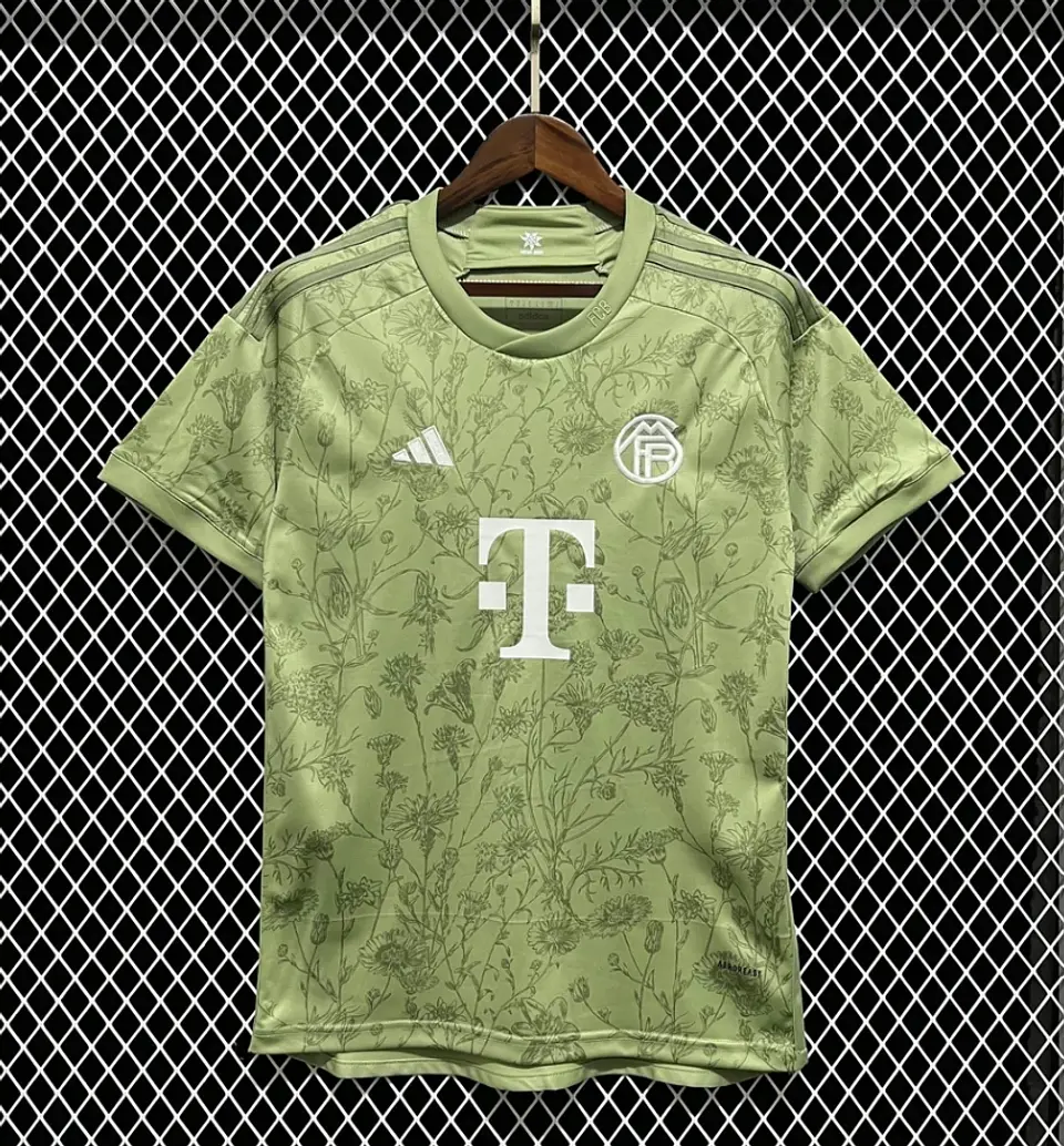 Camisola Bayern Edição Especial  1