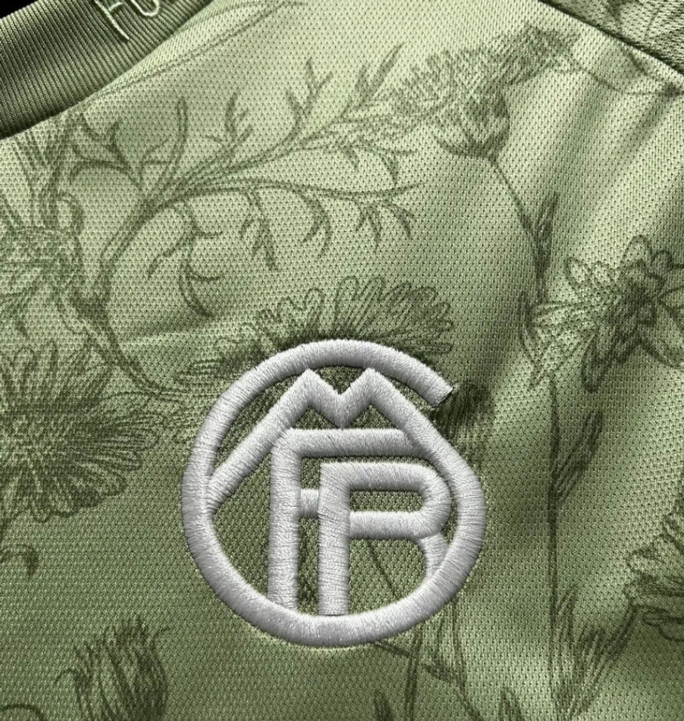 Camisola Bayern Edição Especial  2