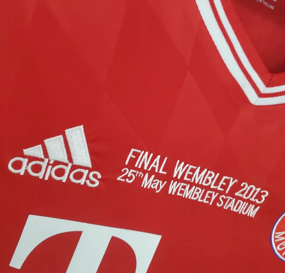 Camisola Bayern Retro 2013 Manga Longa 3
