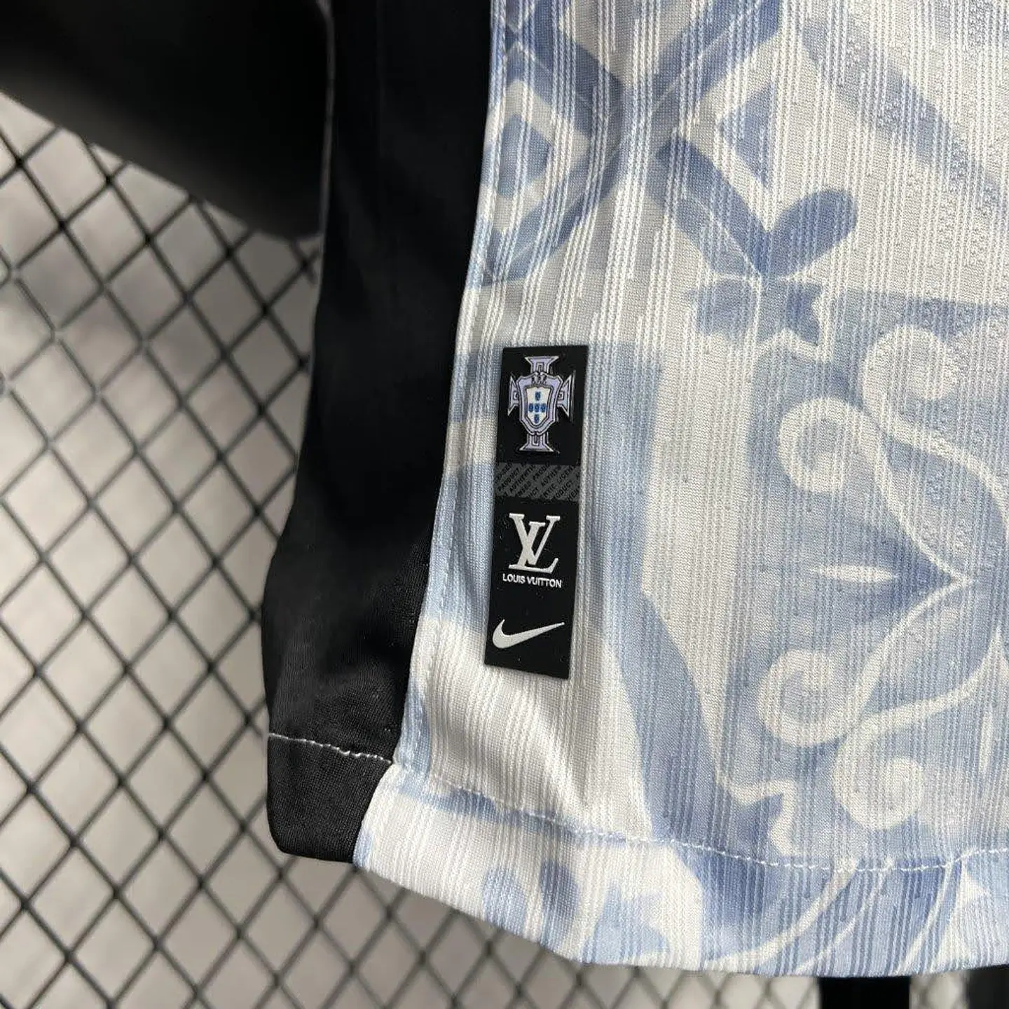Camisola Portugal Edição Especial Louis Vuitton Versão Jogador 5