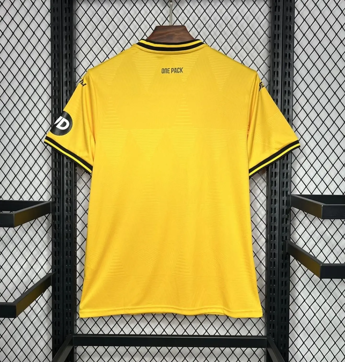 Camisola Wolverhampton I 24/25 4
