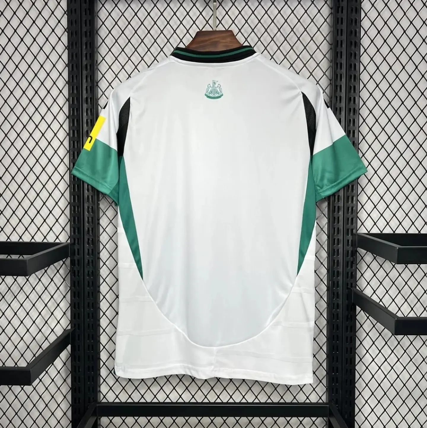 Camisola New Castle III 24/25 3