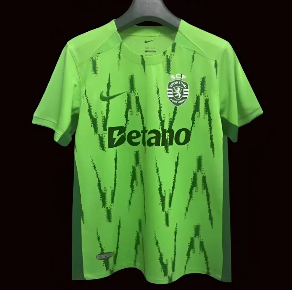 Camisola Sporting CP III 24/25 1