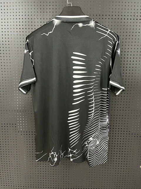 Camisola Real Madrid Edição Especial