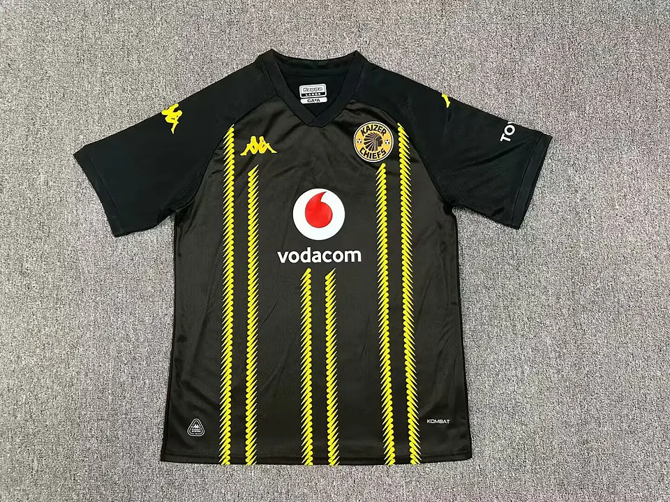 Camisola Kaizer Chiefs II 24/25 1