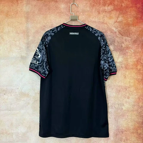 Camisola Bayer Leverkusen Edição Especial 