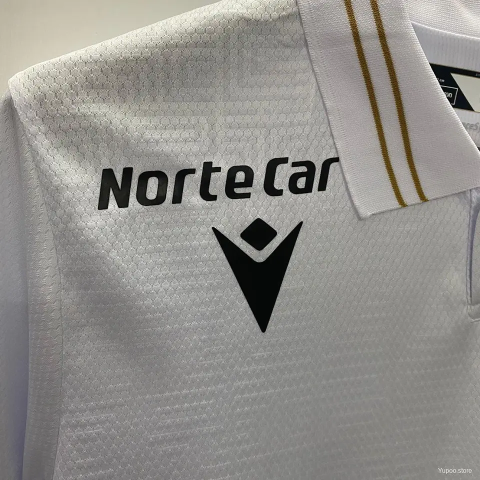 Camisola Vitória de Guimarães I 24/25 3