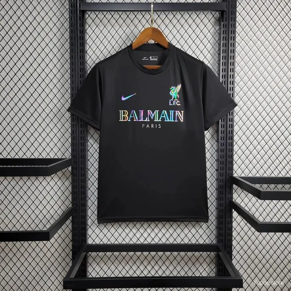 Camisola Liverpool Balmain 1