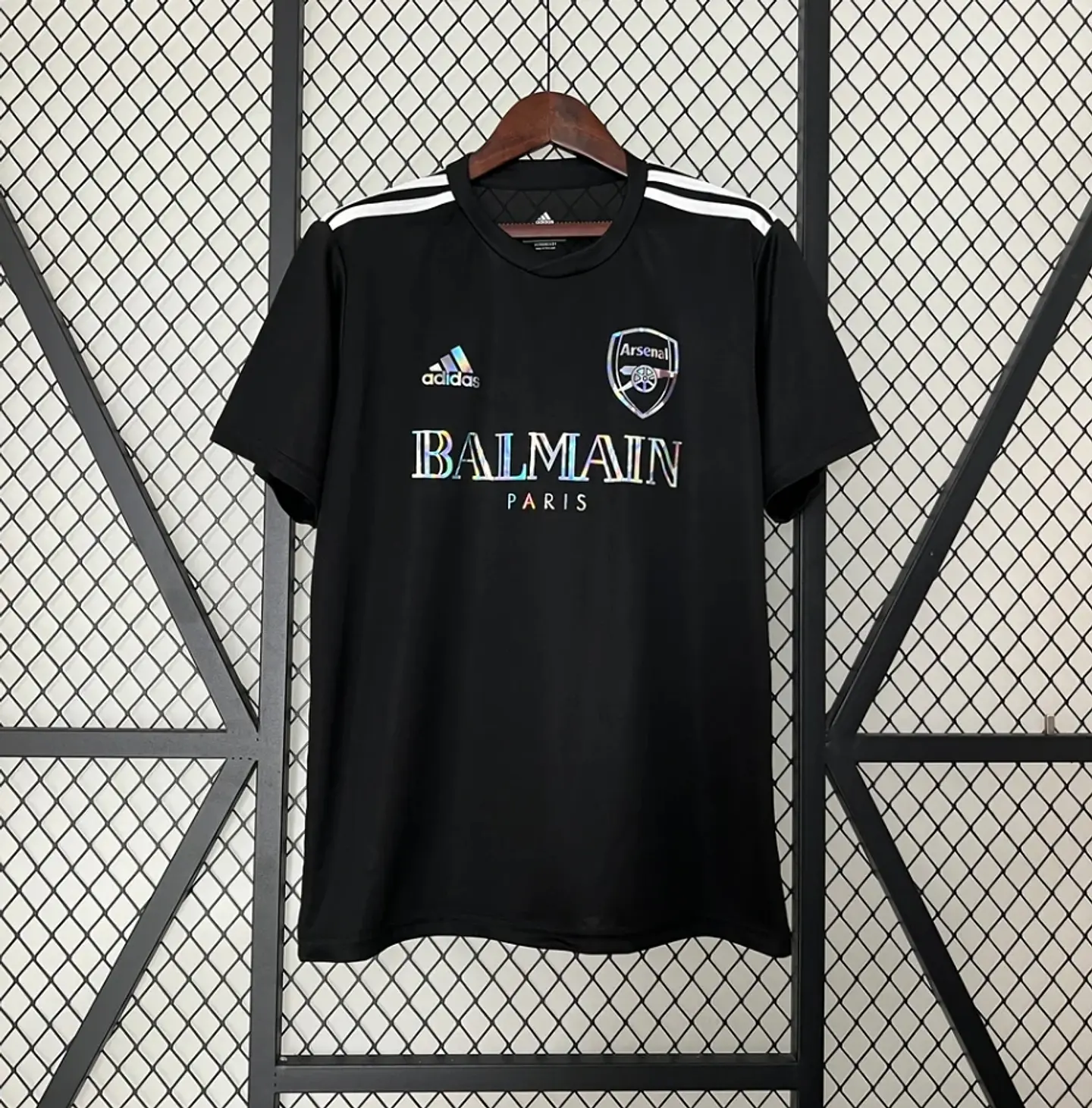 Camisola Arsenal Edição Especial Balmain 1