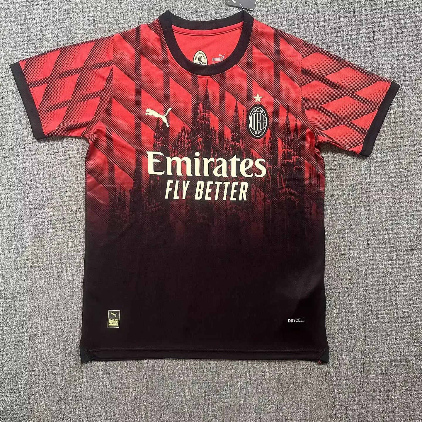 Camisola AC Milan Edição Especial  1