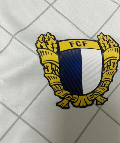 Camisola Famalicão I 24/25
