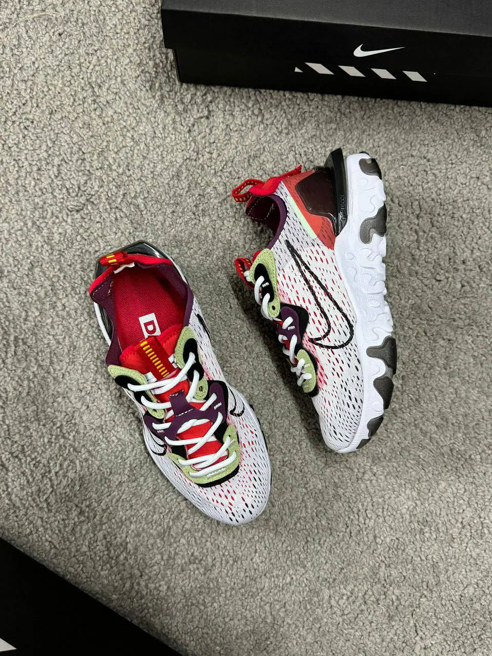 Sapatilhas Nike React Vision 5