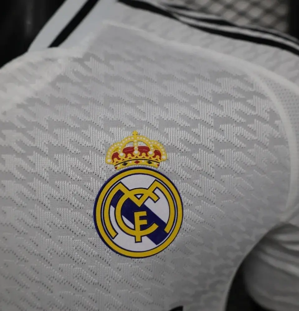 Camisola Real Madrid I Versão Jogador 2