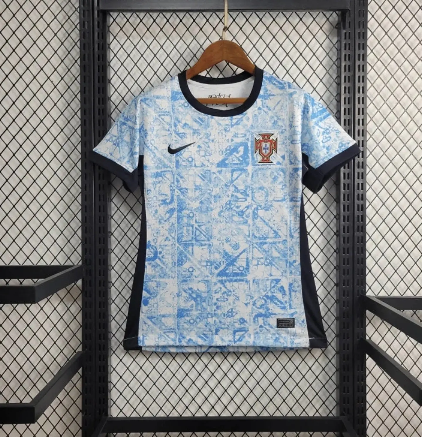 Camisola Portugal II Euro 2024 Versão Mulher 1