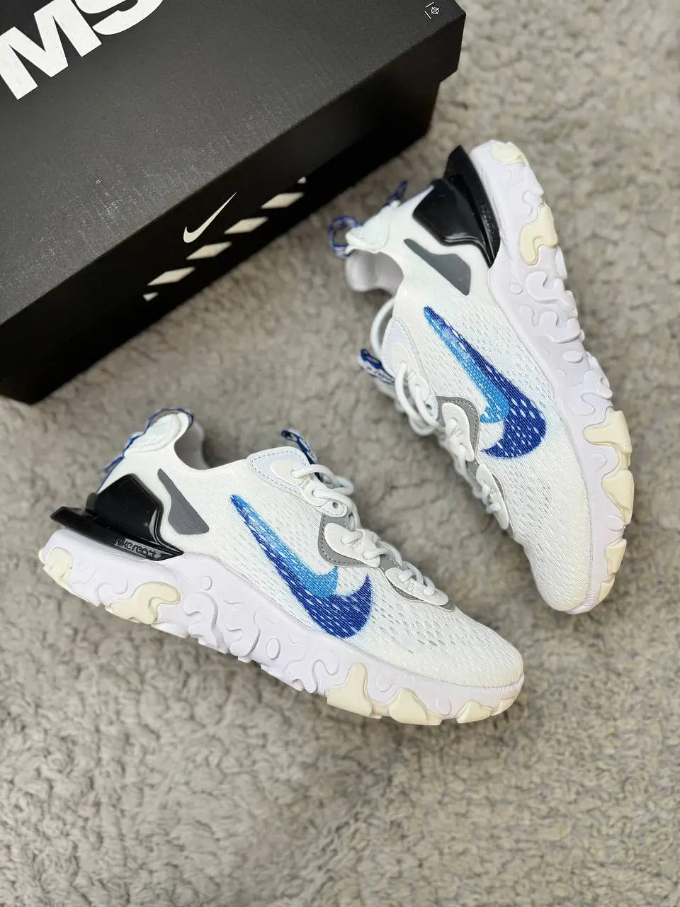 Sapatilhas Nike React Vision 4