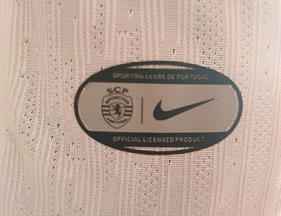 Camisola Sporting CP 24/25 - Edição Especial - Versão Jogador 4