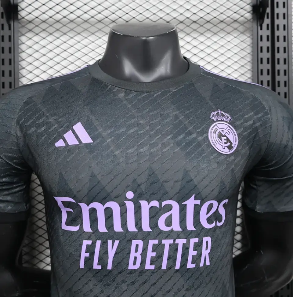 Camisola Real Madrid Edição Especial Versão Jogador 2