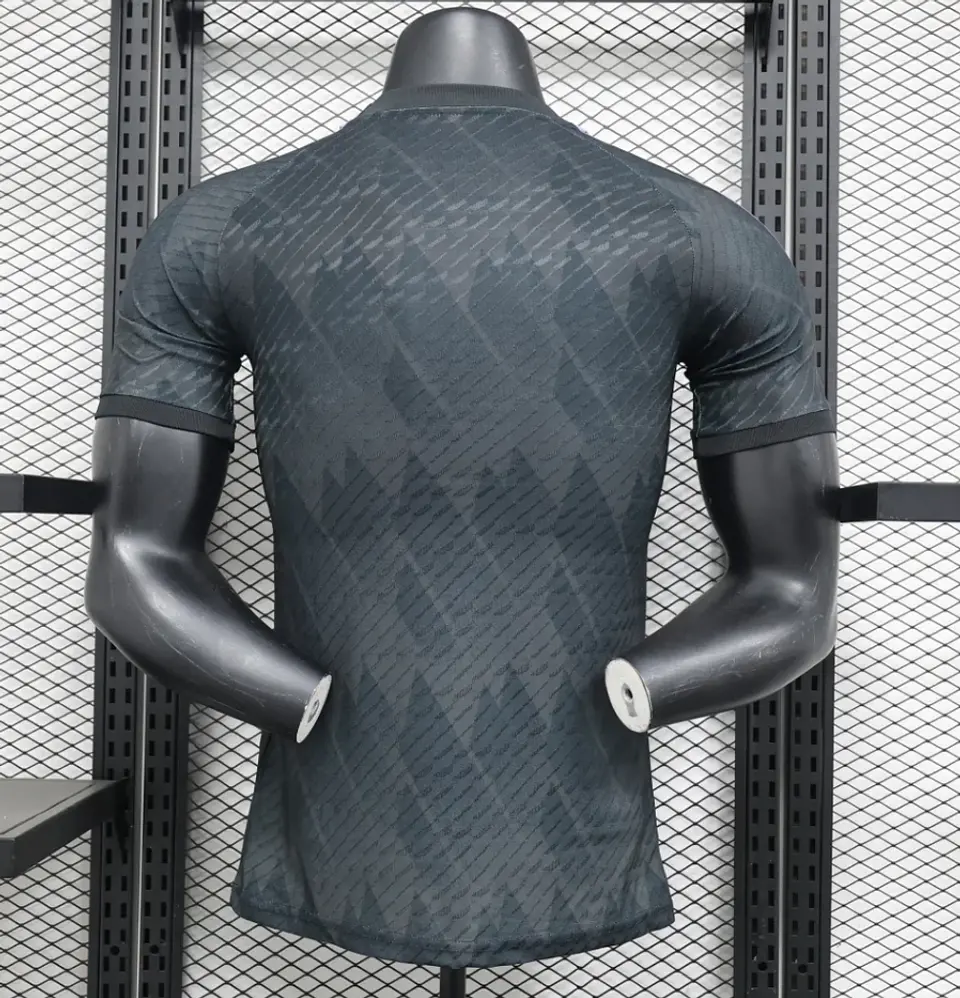 Camisola Real Madrid Edição Especial Versão Jogador 3