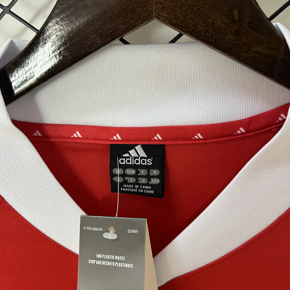 Camisola SL Benfica I 02/03 - Retro 5