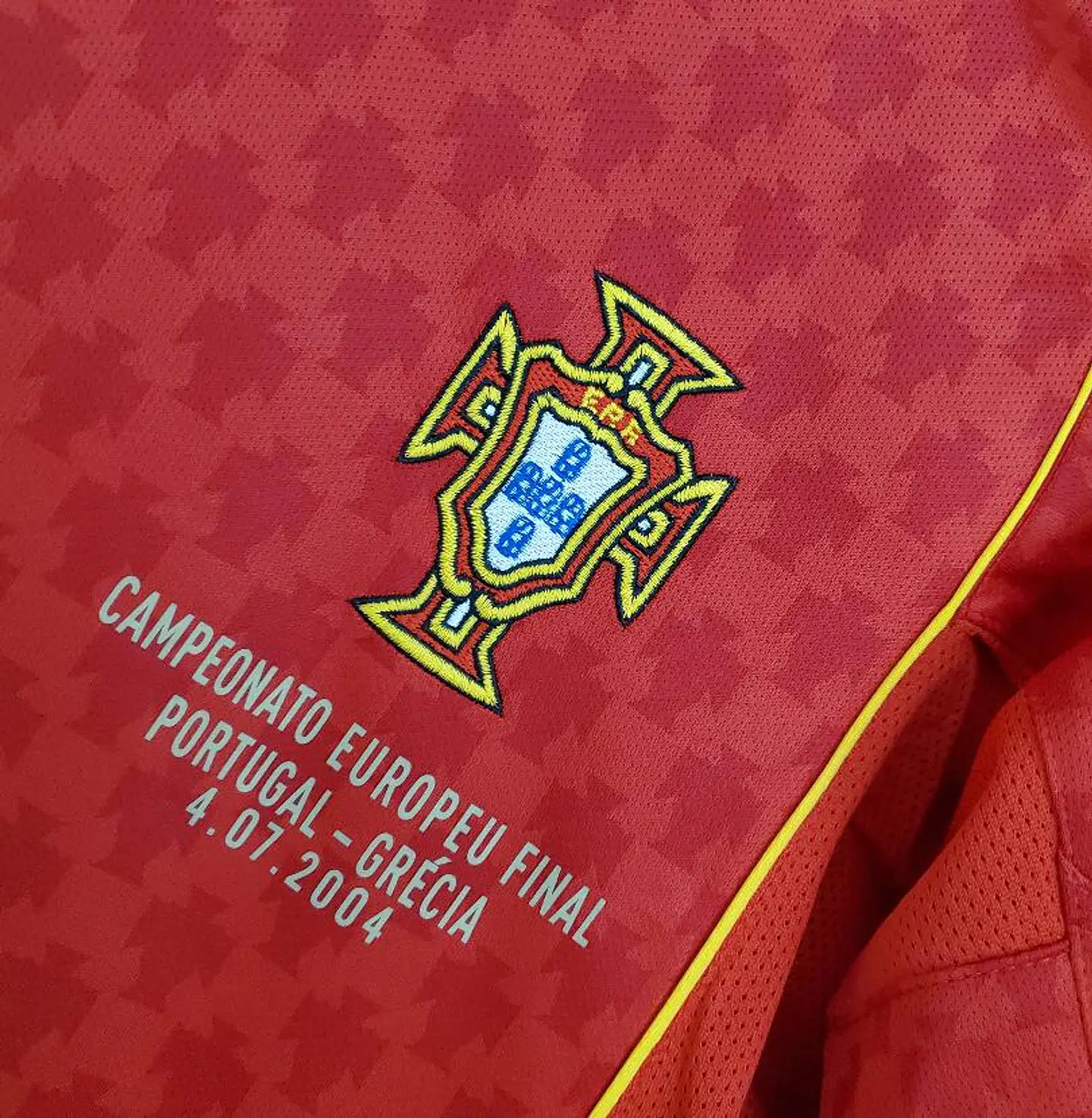Camisola Portugal I - Euro 2004 - Retro 3