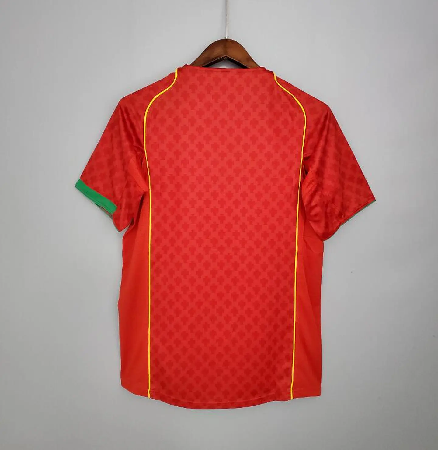 Camisola Portugal I - Euro 2004 - Retro 9