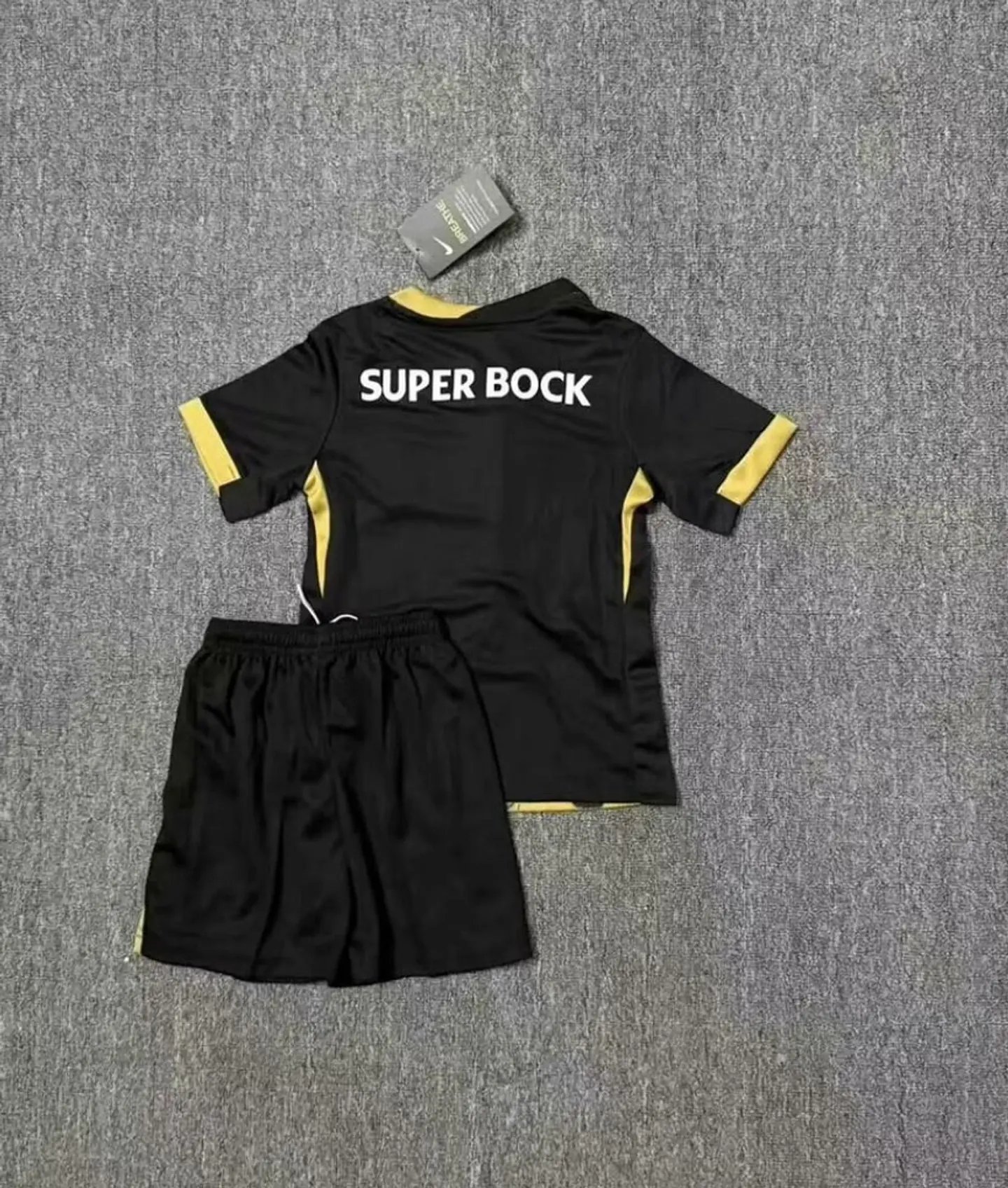 Kit Sporting CP CR7 24/25 2