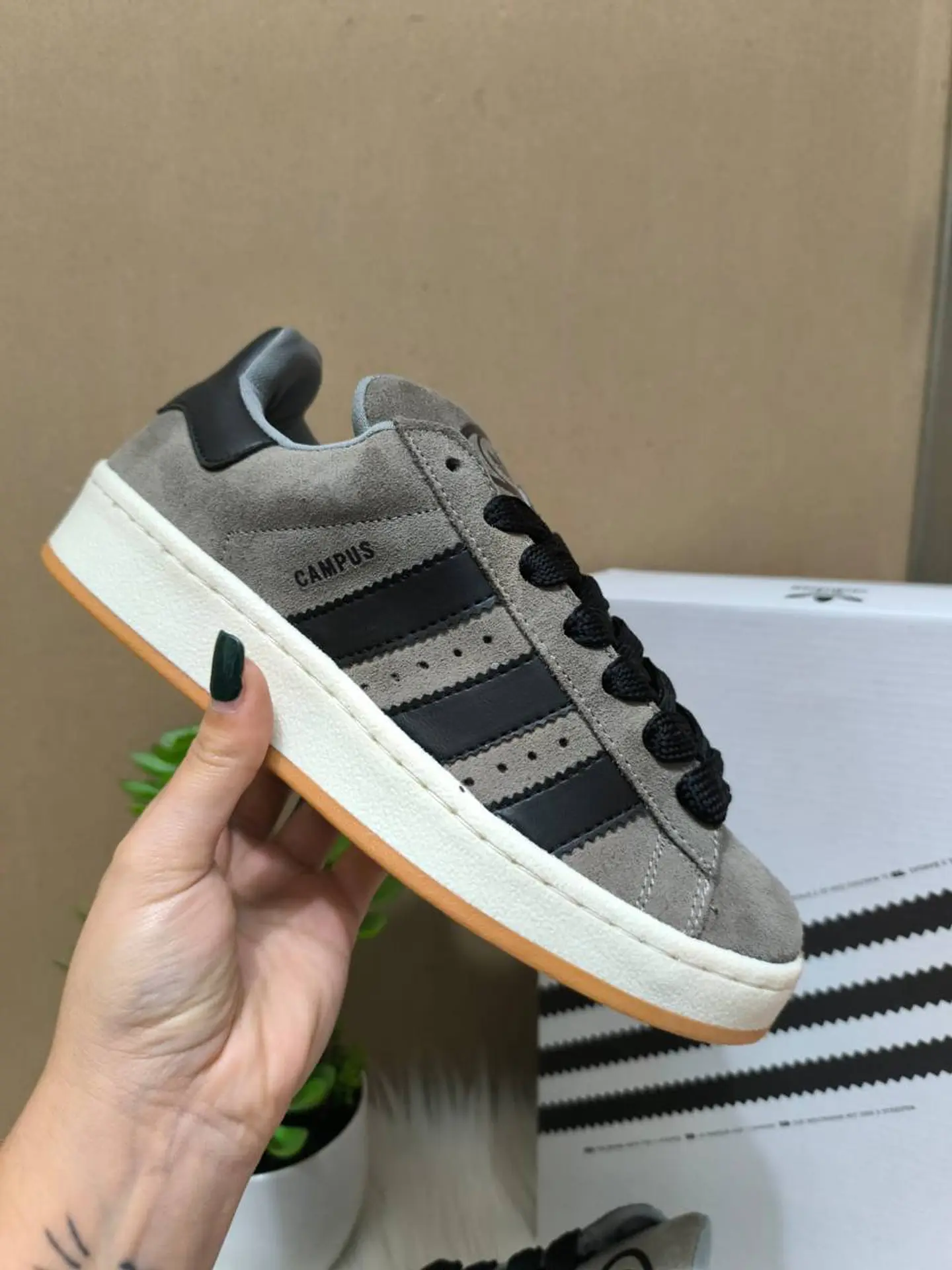 Sapatilhas Adidas Campus 4