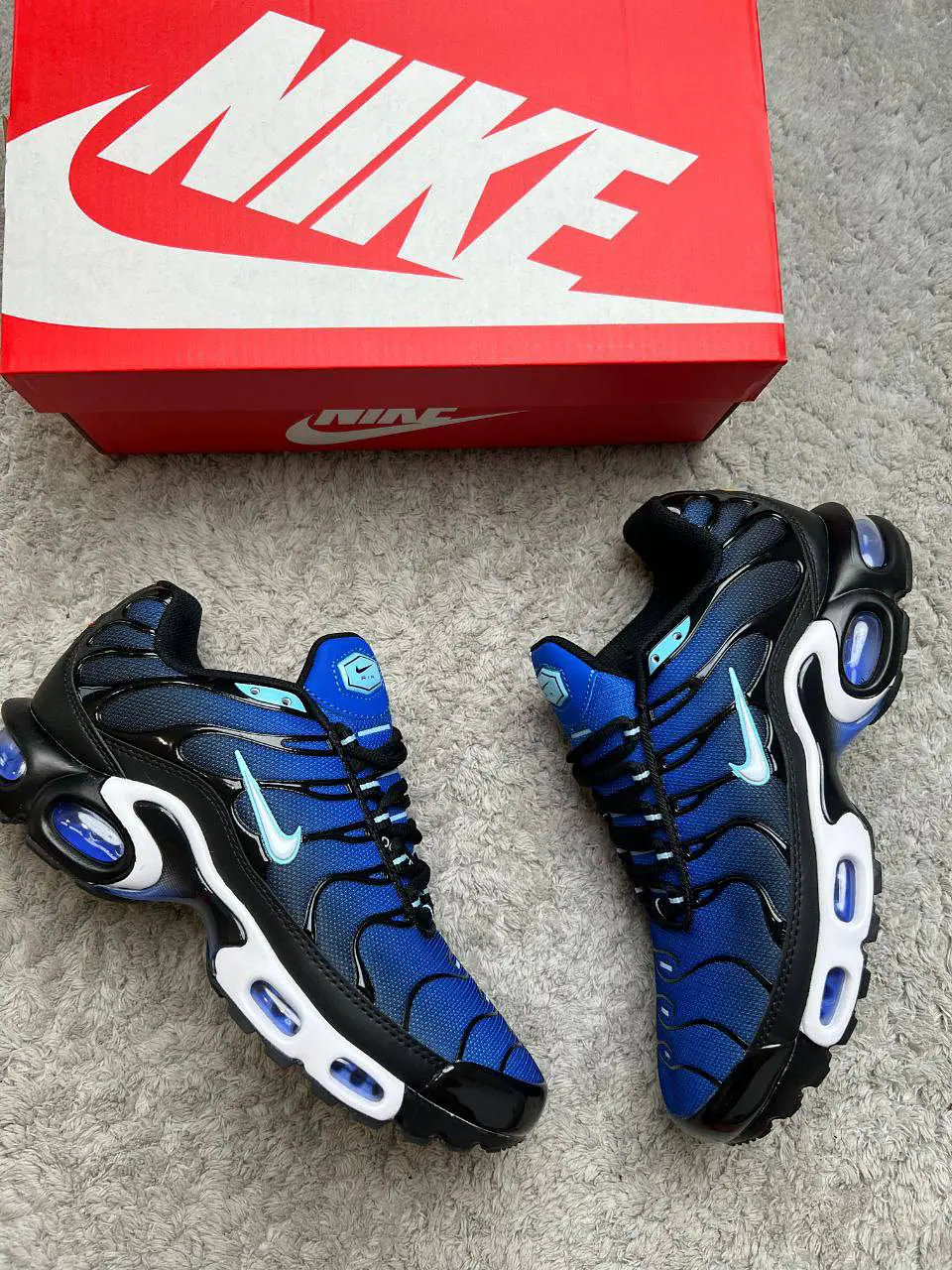 Sapatilhas Nike TN 8