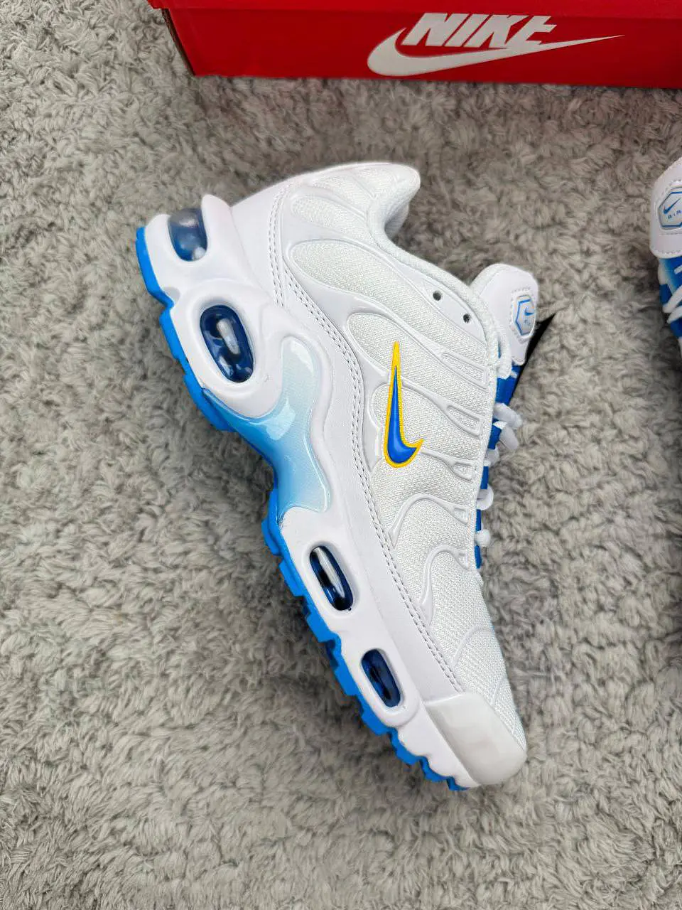 Sapatilhas Nike TN 4