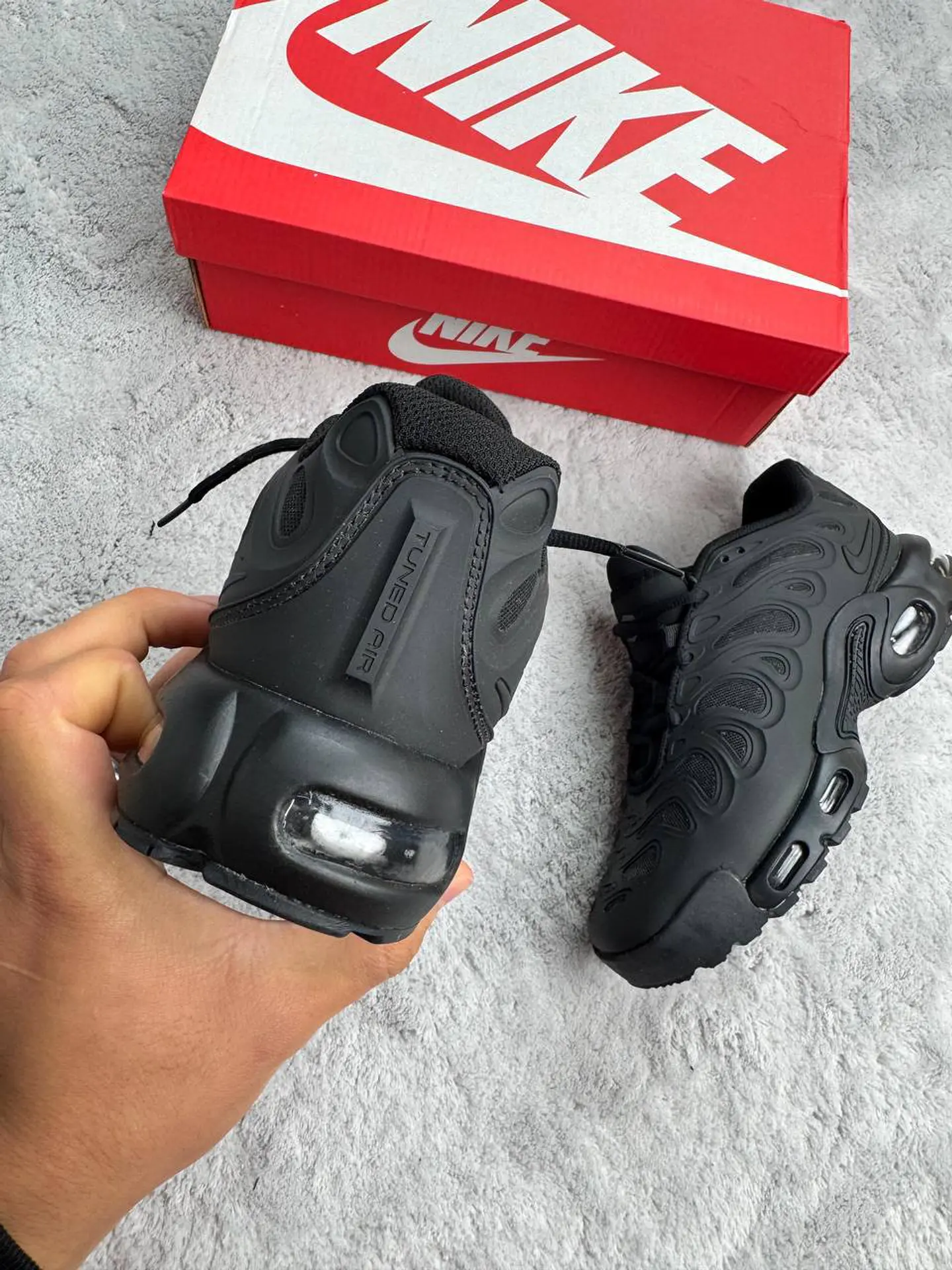 Sapatilhas Nike TN 2025 4