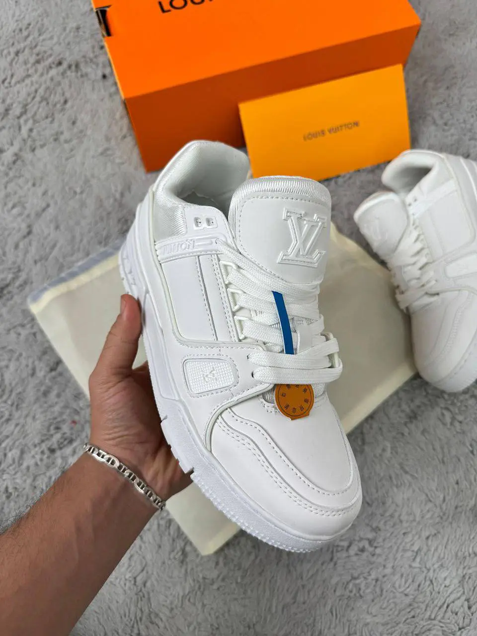 Sapatilhas Louis Vuitton 4
