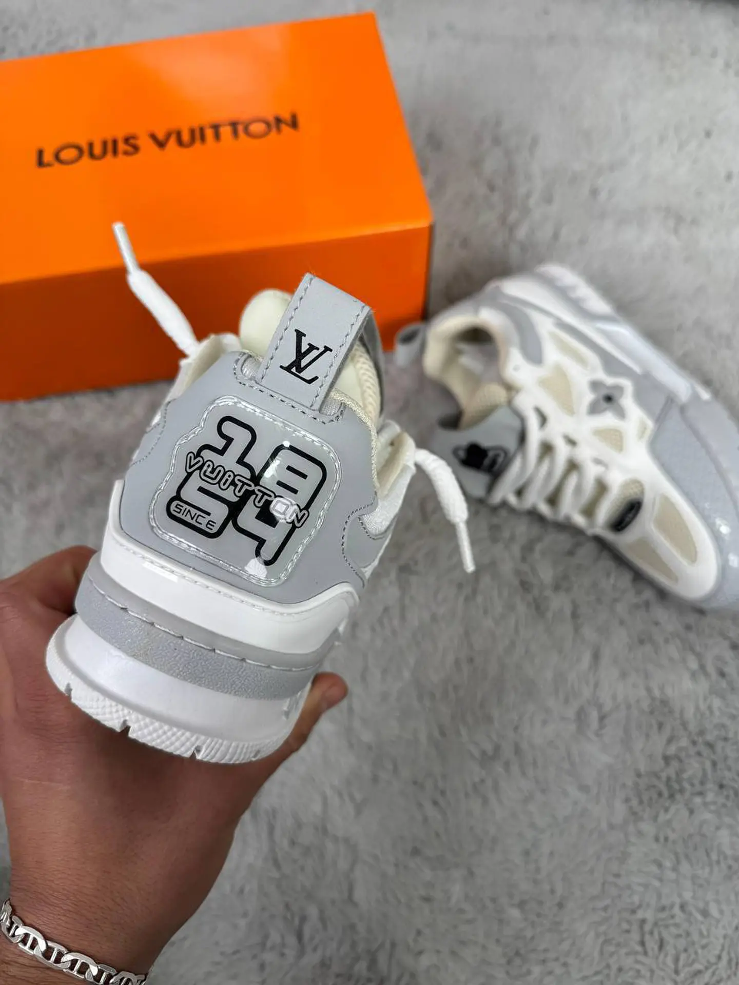 Sapatilhas Louis Vuitton 2