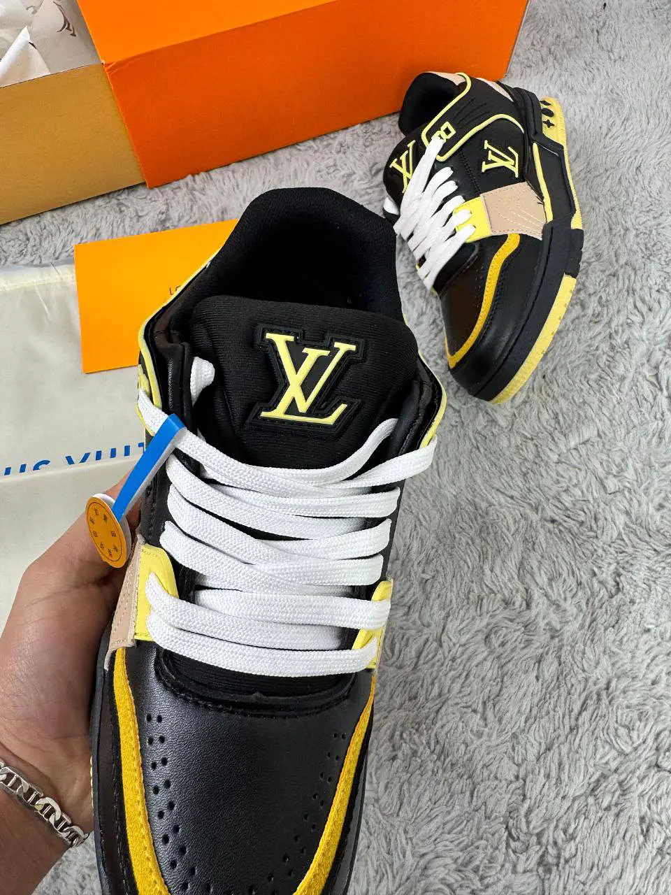 Sapatilhas Louis Vuitton 4