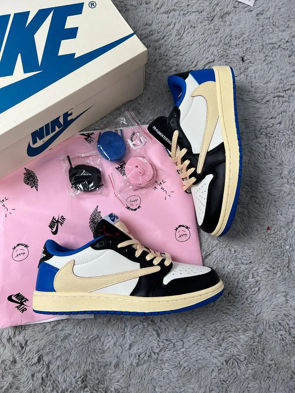 Sapatilhas Nike Air Jordan Travis Scott 5