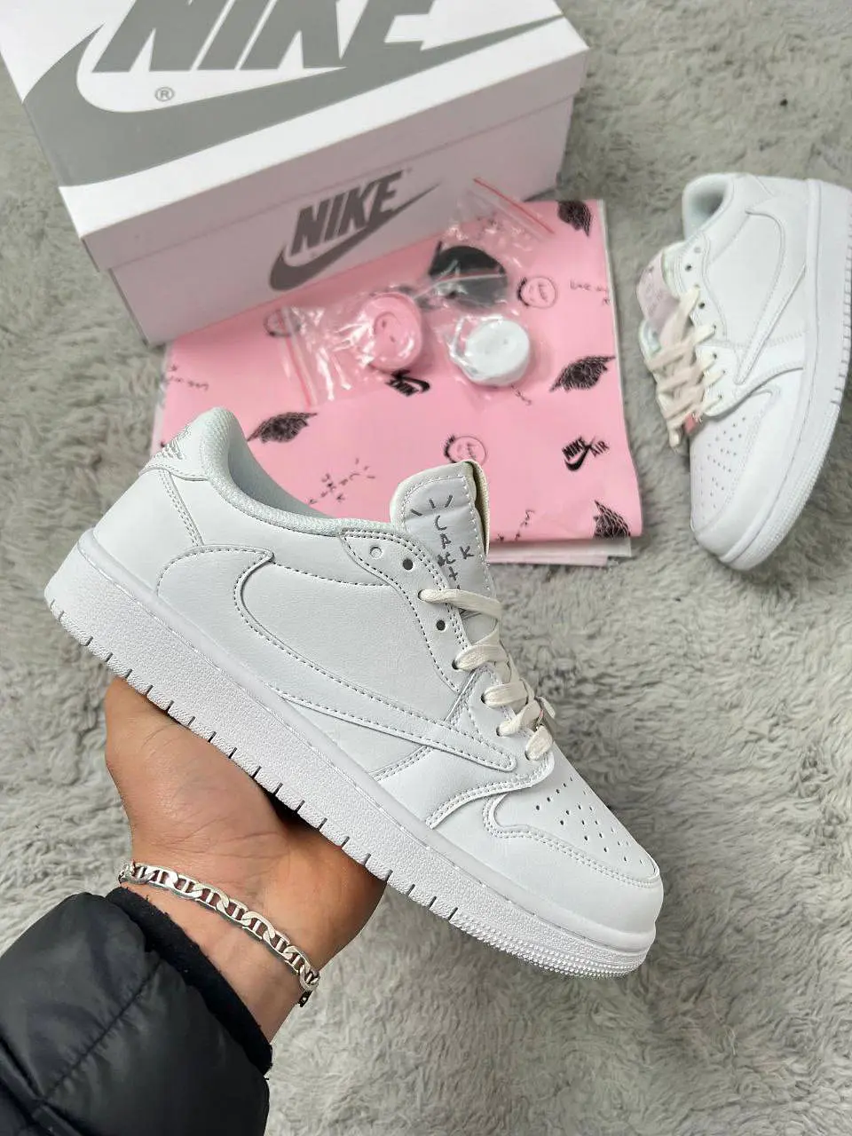 Sapatilhas Nike Air Jordan Travis Scott 1