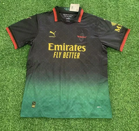 Camisola AC Milan Edição Especial