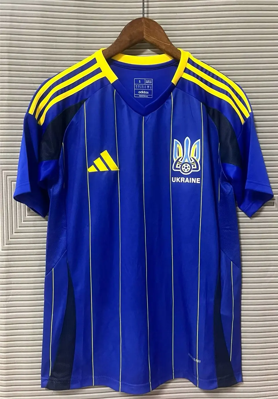 Camisola Ucrânia II 1