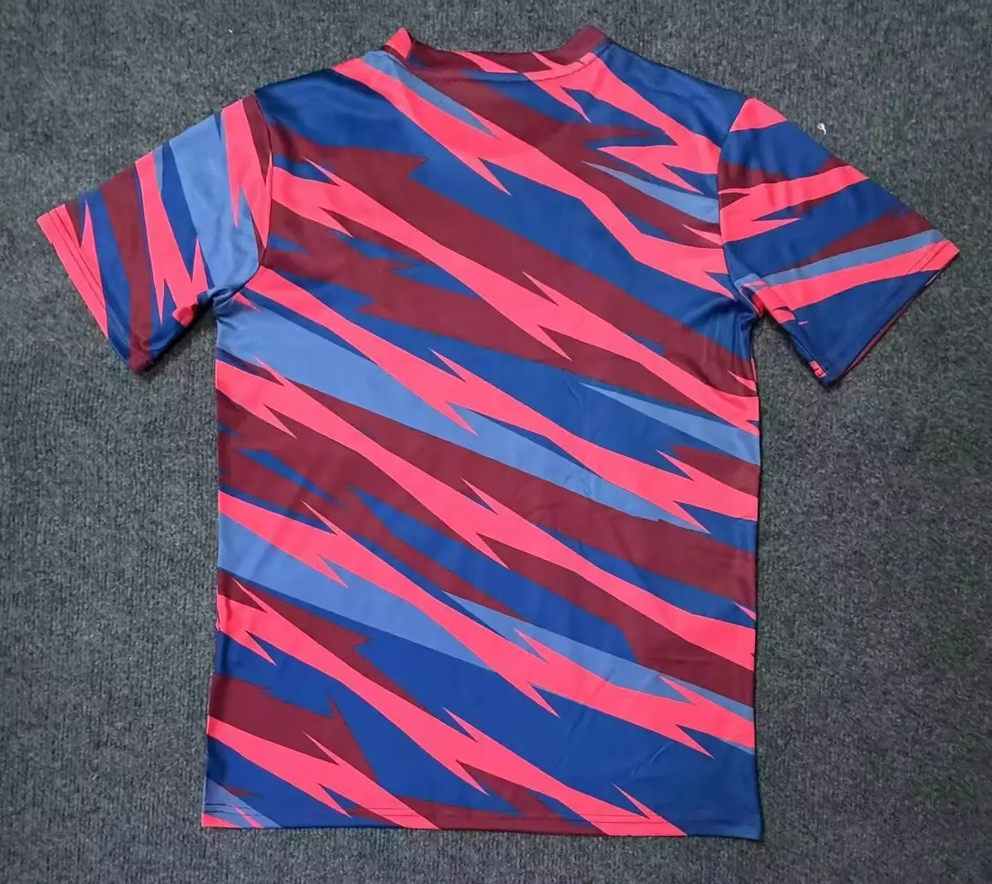 Camisola Nottingham Forest Edição Especial 2